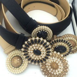 Luxury vintage leather belt with crystal & pearls round buckleBelts