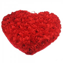 Heart shaped pillow with rosesCushions