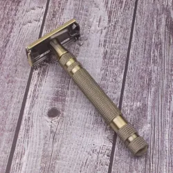 Manual razor - double-sided - long non-slip handle - quick blade replacement - brassShaving