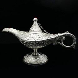Traditional hollow Aladdin's magic lamp - Vintage ornamentDecoration