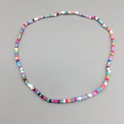 Classic short necklace - with colorful beads - elastic threadNecklaces