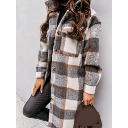 Fashionable plaid coat - with buttons / turn down collarJackets