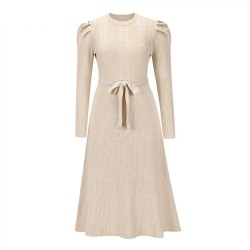 Elegant knitted dress - long sleeve - waist beltDresses