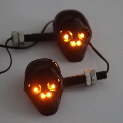 Motorcycle turn signal lights - black skull - LED - amber light - 12V - 2 piecesTurning lights
